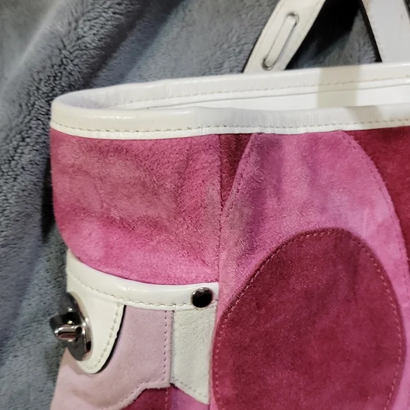 Rare Coach Suede Handbag - Picture 8 of 8